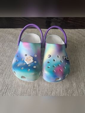 CROCS Kids Tie-Dye Pastel Blue Purple Green Clogs